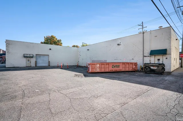 $1,300,000 | 114 South Main Street, Goshen, IN 46526