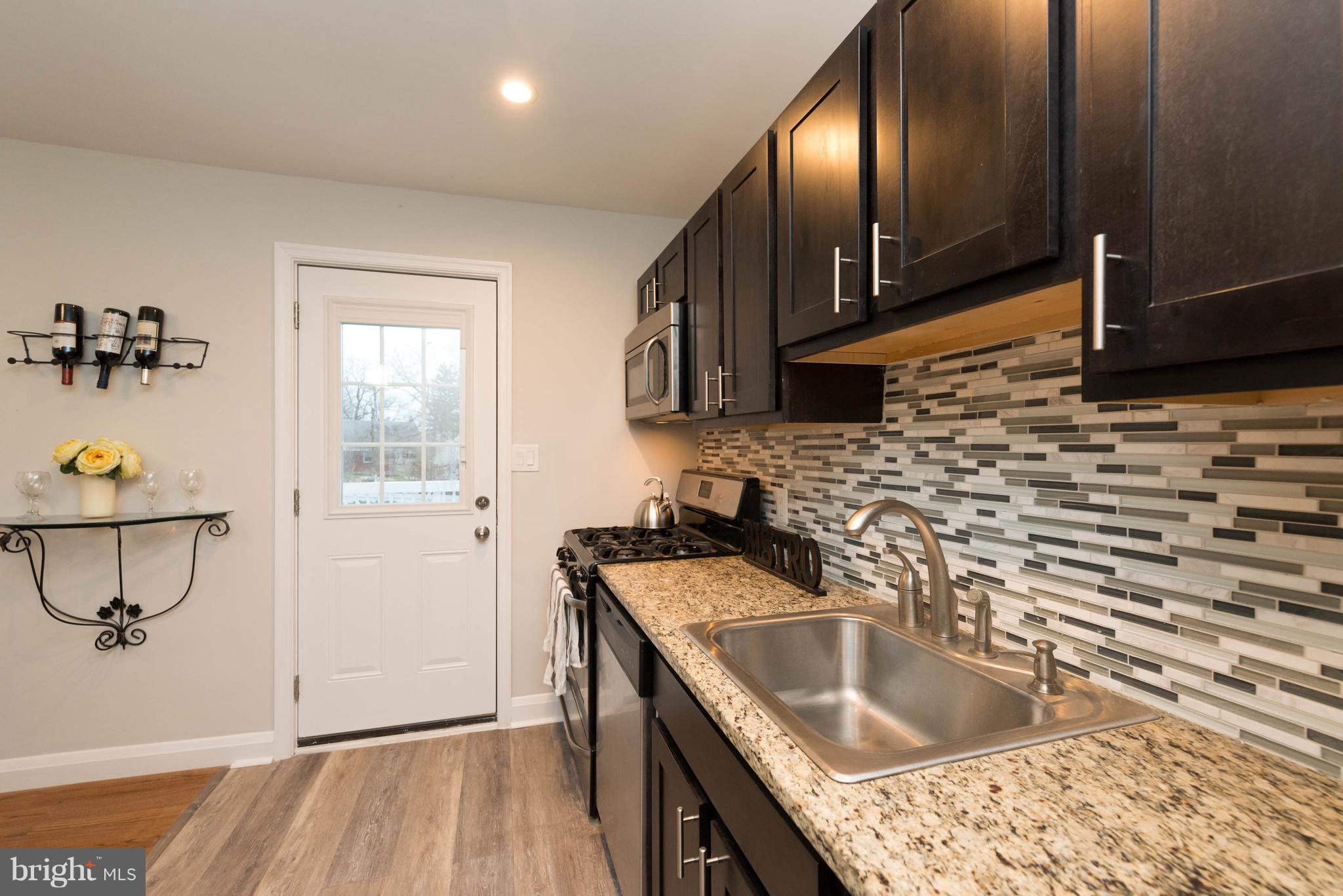 9009 Briar Road Baltimore, MD 21234 - Photo 5 of 30 Kitchen
