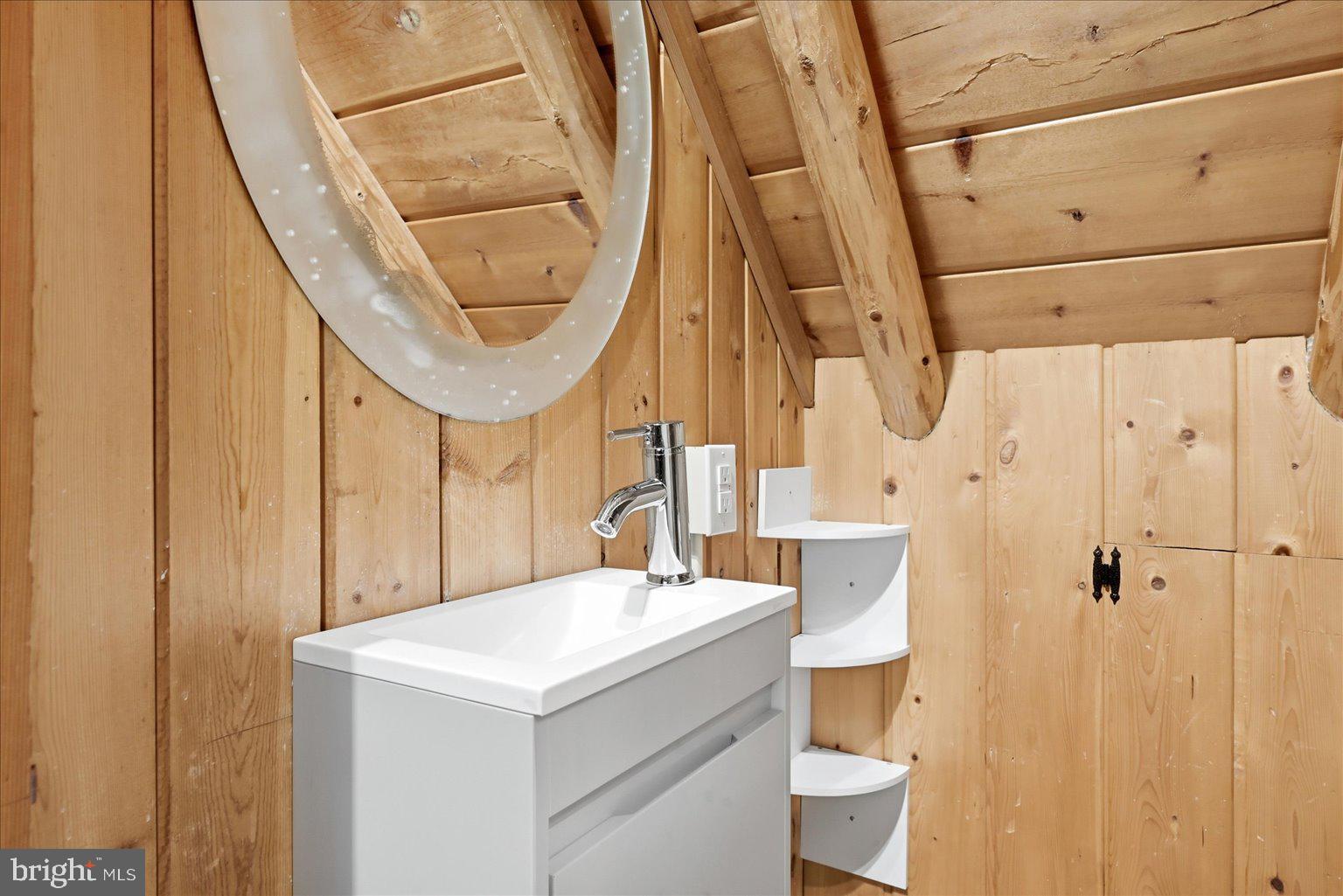14636 Turner Road Fulks Run, VA 22830 - Photo 41 of 87 Charming rustic bathroom retreat.