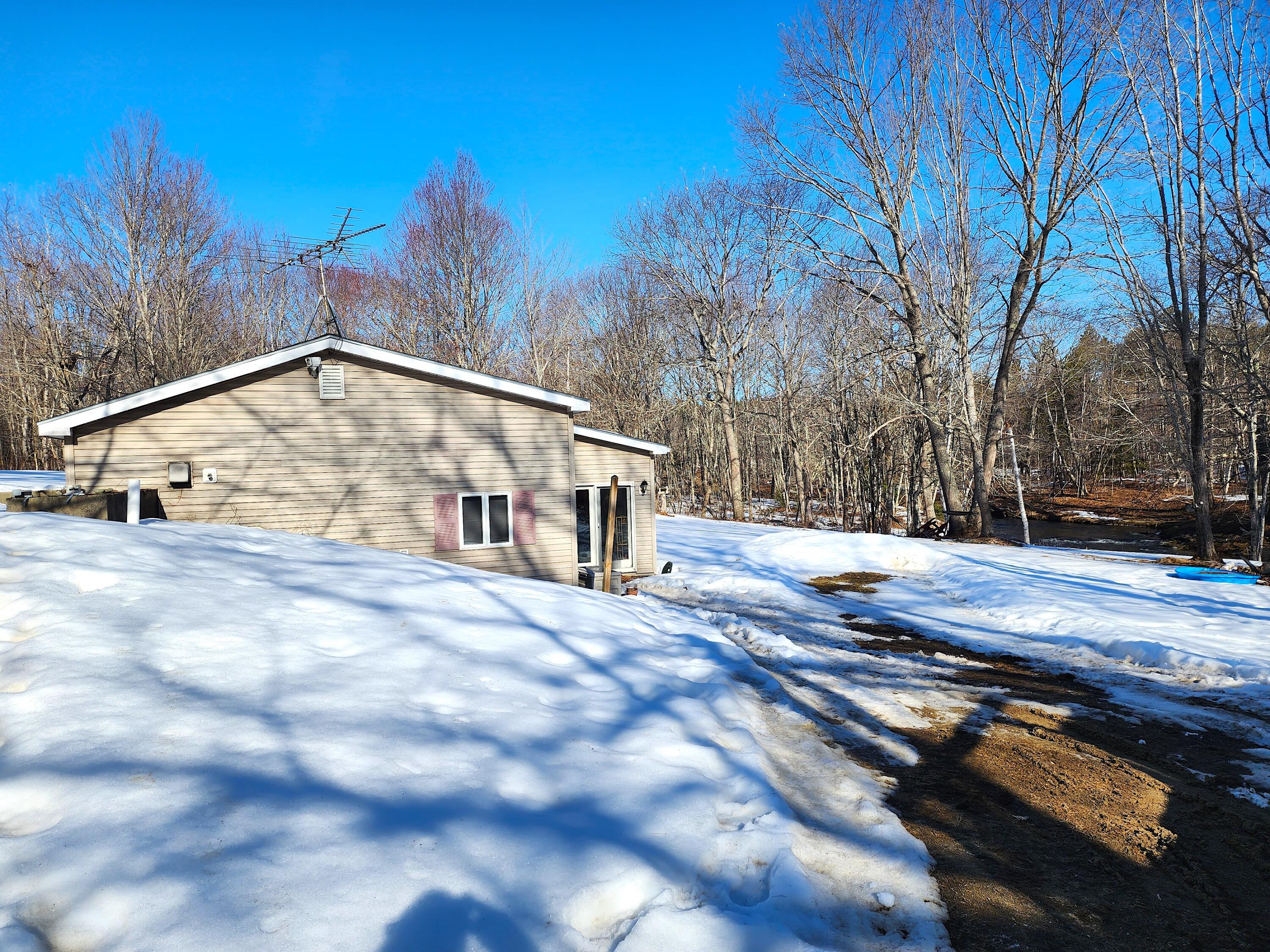 246 Moody Road Monroe, ME 04951 - Photo 4 of 26 2023-03-29 08.57.51