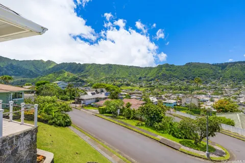 $2,200,000 | 3244 Keahi Street, Honolulu, HI 96822