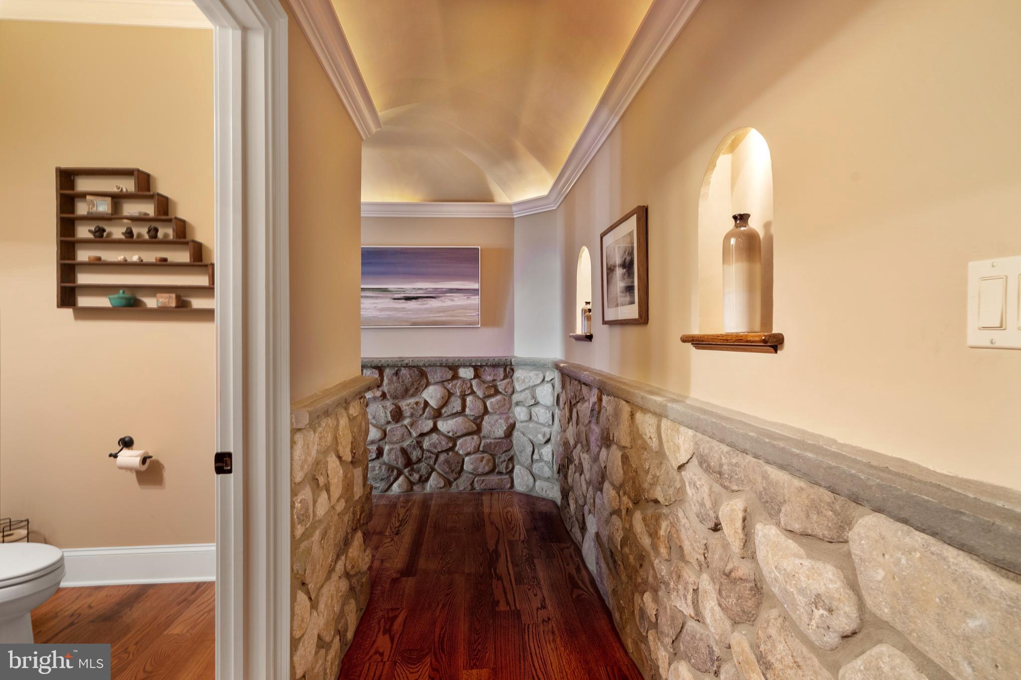 584 Corinne Road West Chester, PA 19382 - Photo 40 of 96 Hallway