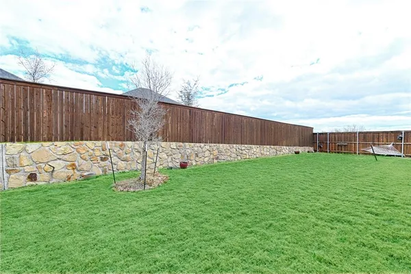 $425,000 | 1802 Balfour Bend, Forney, TX 75126