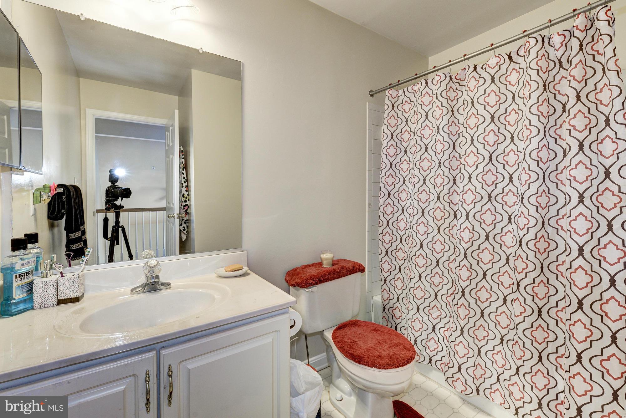 3804 Asquith Court Springdale, MD 20721 - Photo 22 of 30 Bath