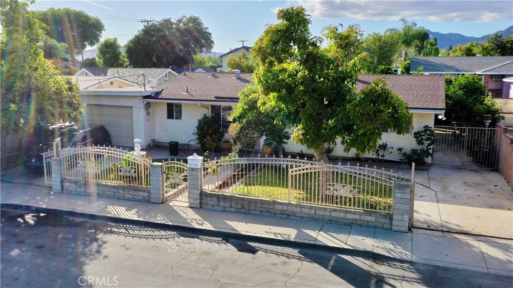 1011 Shadow San Fernando, CA 91340 - Photo 2 of 35