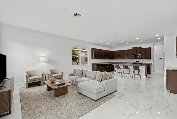 $5,300 | 15054 Wildwood Circle, Westlake, FL 33470