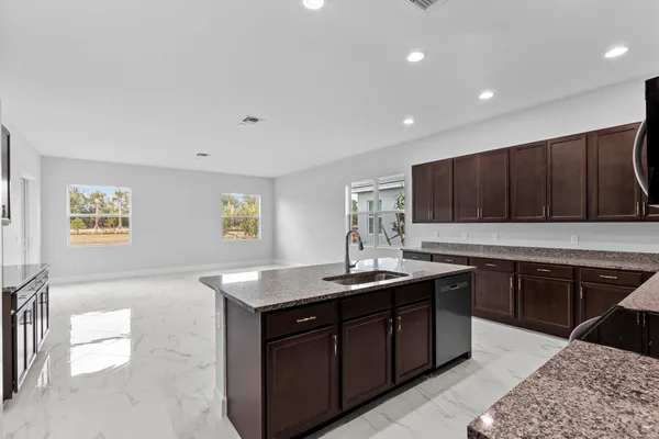 $5,300 | 15054 Wildwood Circle, Westlake, FL 33470