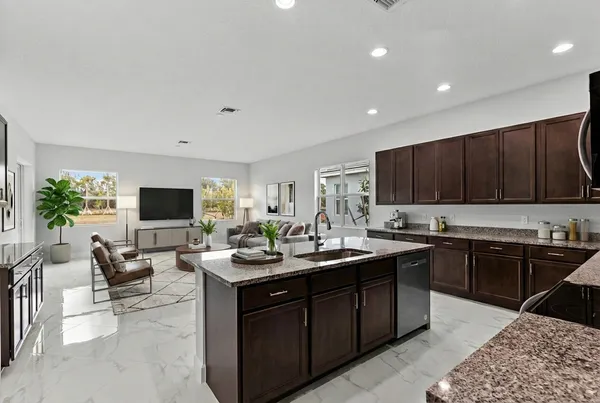 $5,300 | 15054 Wildwood Circle, Westlake, FL 33470