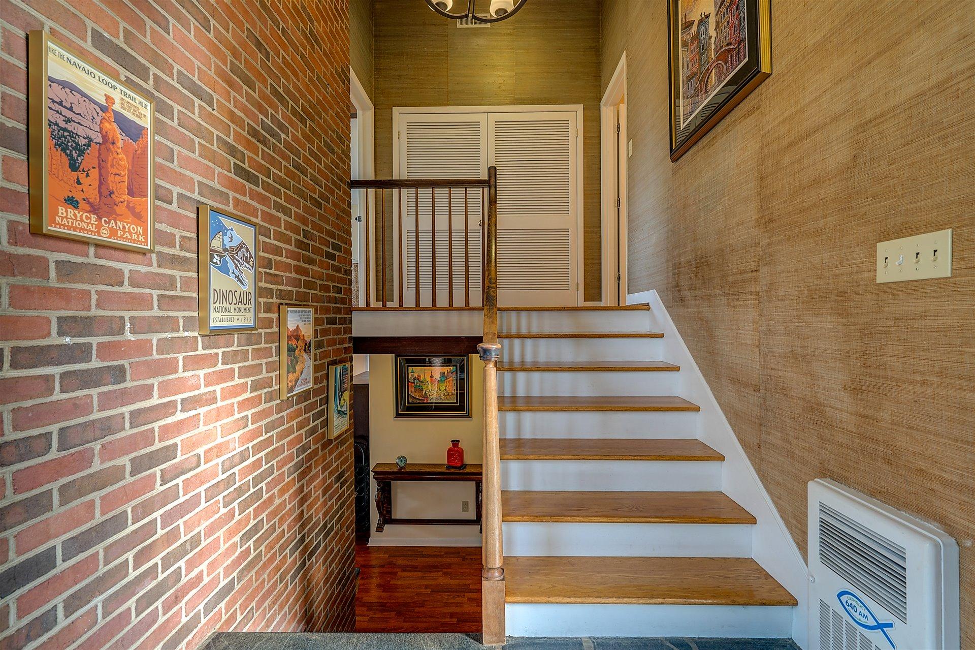 3622 Winding Way Road Southwest Roanoke, VA 24015 - Photo 21 of 37 19-DSC00081-2_2-2_3-2_4-2_5-2