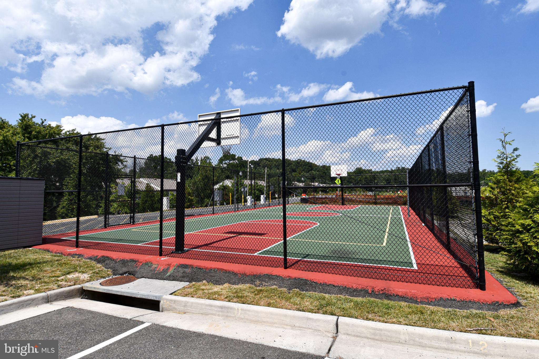 6301 Edsall Road, Unit 115 Alexandria, VA 22312 - Photo 28 of 37 a view of outdoor space