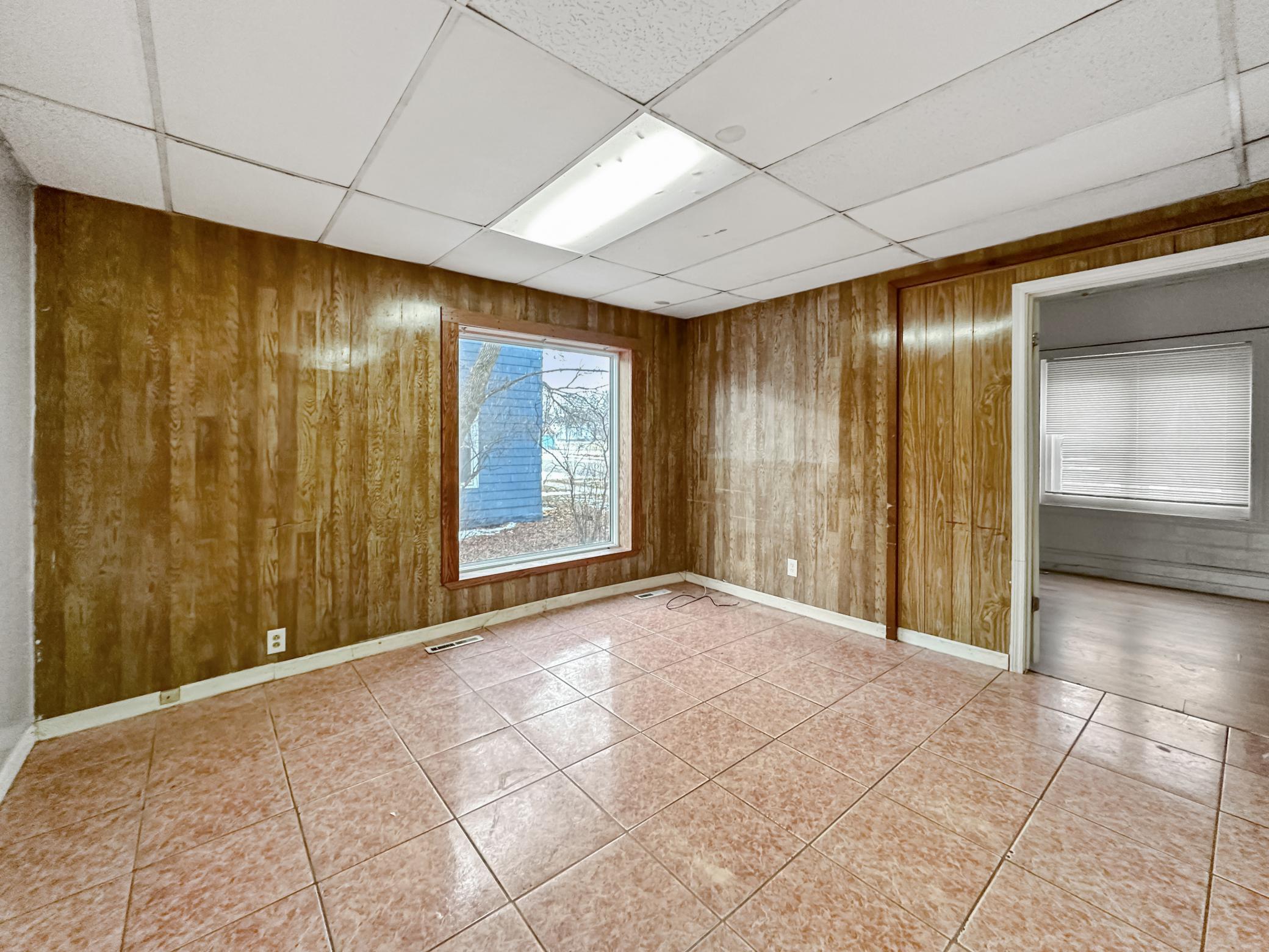 309 3rd Avenue Southwest Austin, MN 55912 - Photo 8 of 9