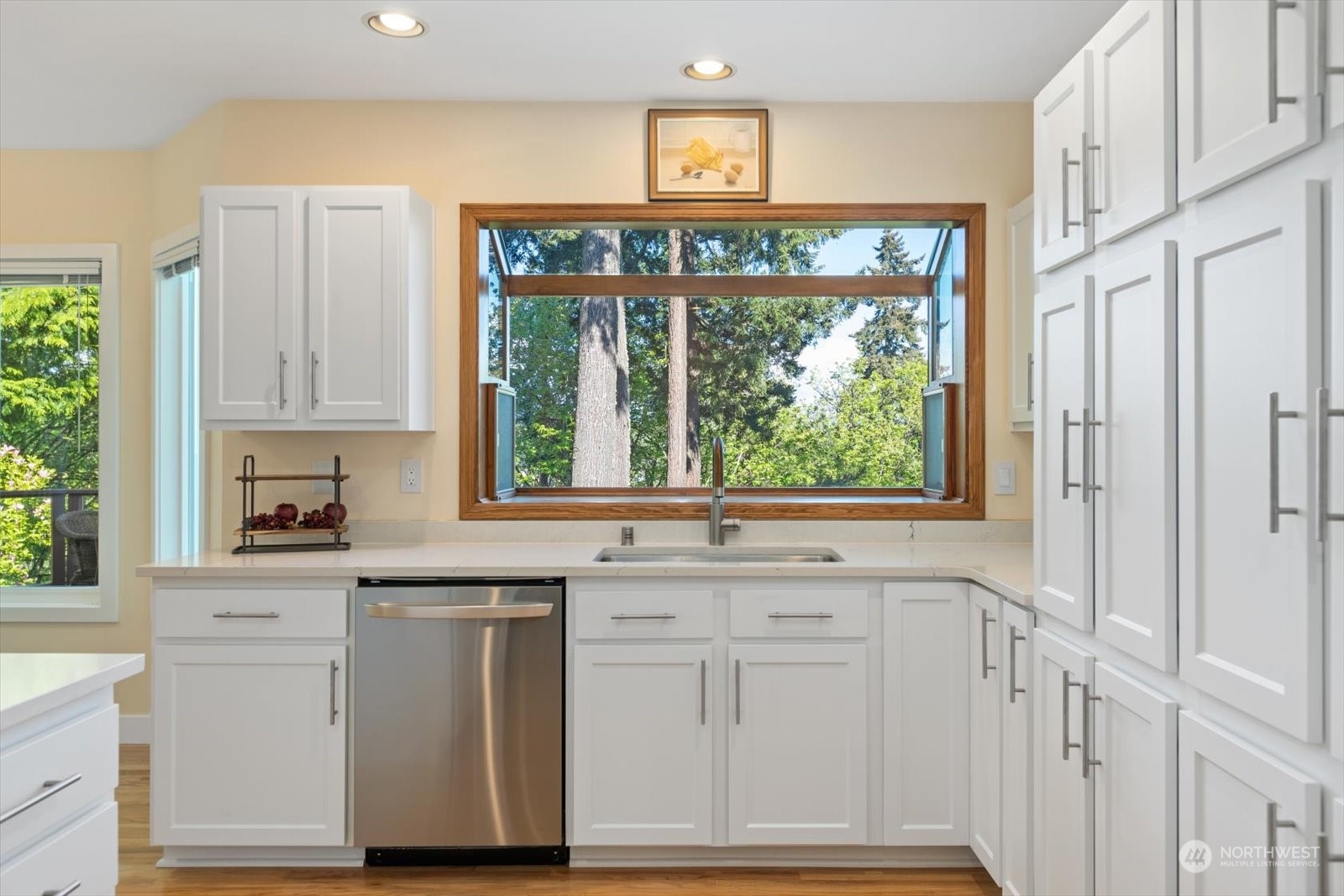 15208 93rd Place Northeast Bothell, WA 98011 - Photo 11 of 38 Gallery Image 11