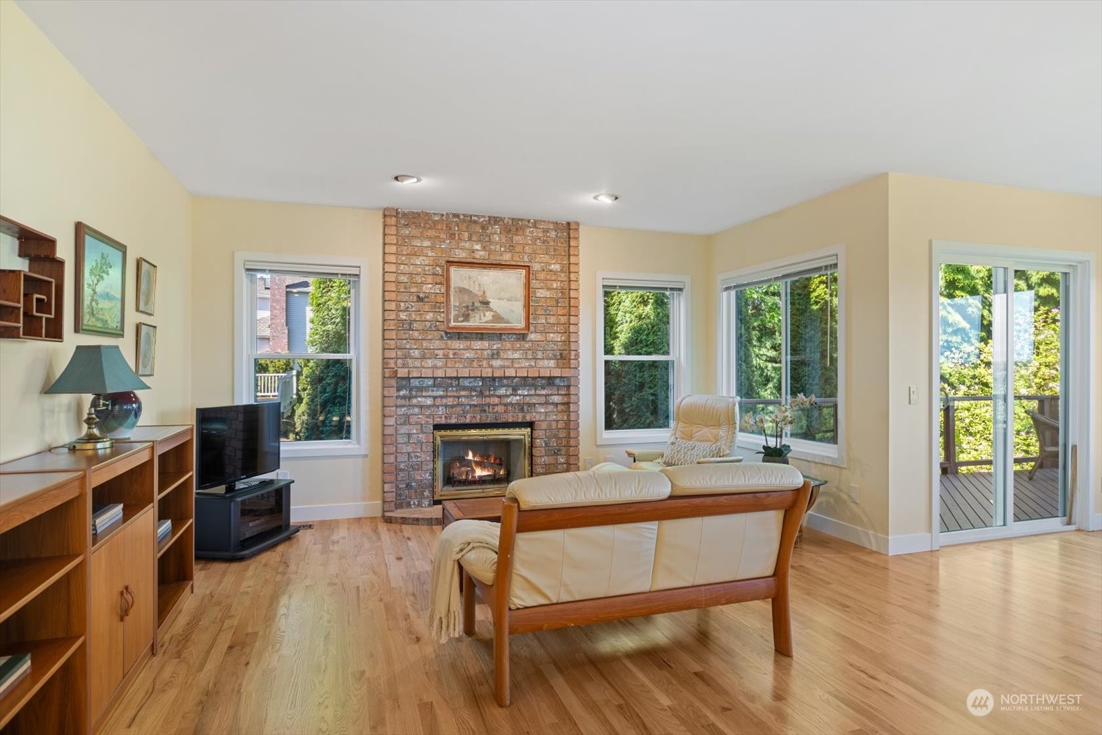 15208 93rd Place Northeast Bothell, WA 98011 - Photo 14 of 38 Gallery Image 14