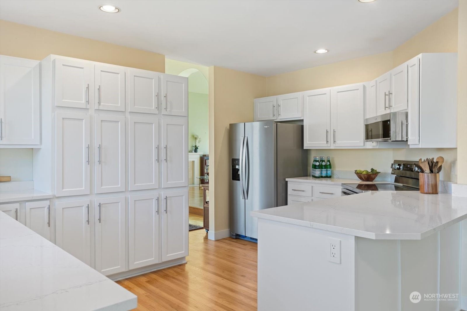 15208 93rd Place Northeast Bothell, WA 98011 - Photo 10 of 38 Gallery Image 10
