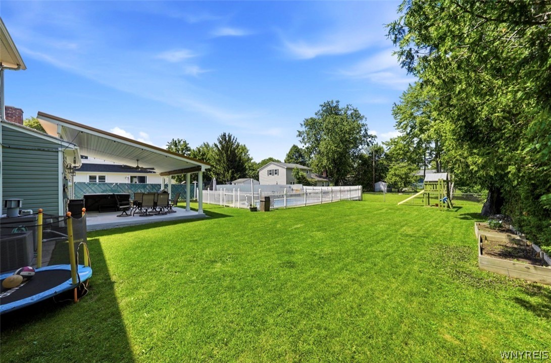 391 Sunset Drive Hamburg, NY 14075 - Photo 8 of 39