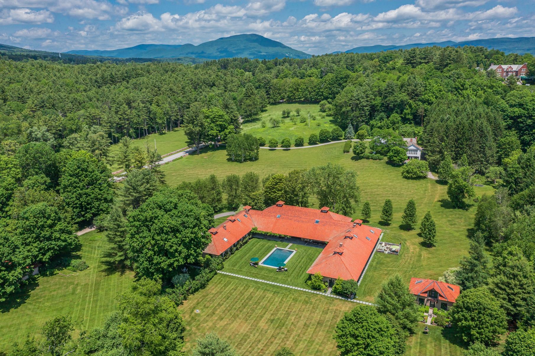 2236 River Road Manchester, VT 05254 - Photo 1 of 42