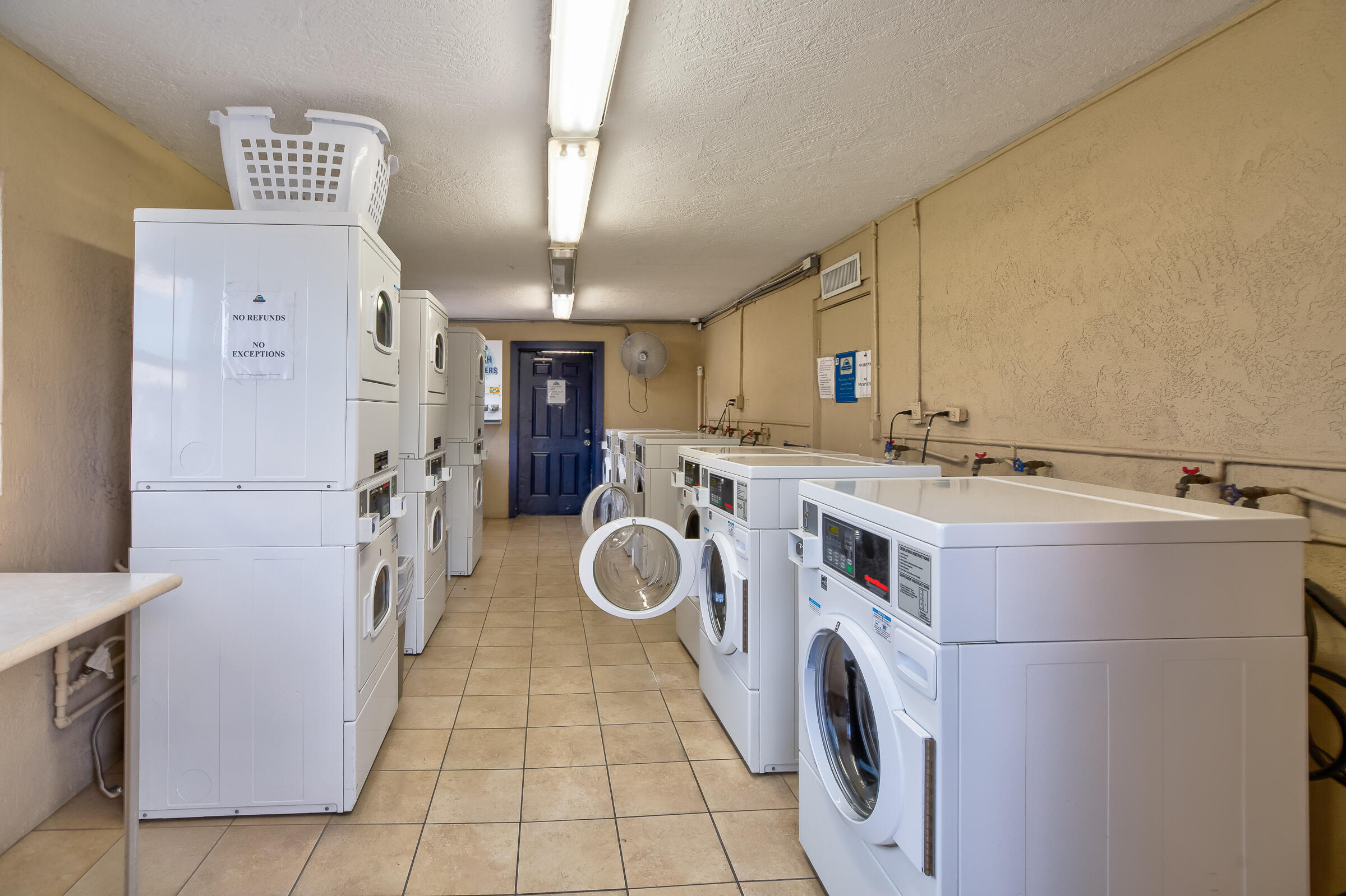 325 Calusa Street, Unit 81 Key Largo, FL 33037 - Photo 9 of 34 Community Laundry