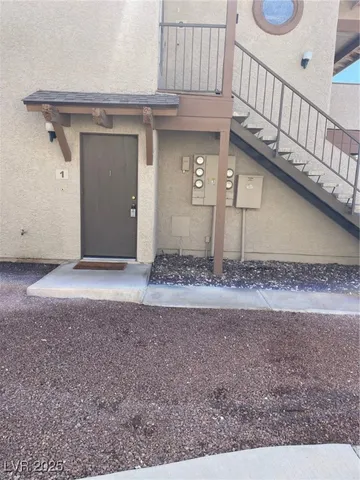$159,900 | 3717 Snorkel Circle, Unit C, Las Vegas, NV 89108