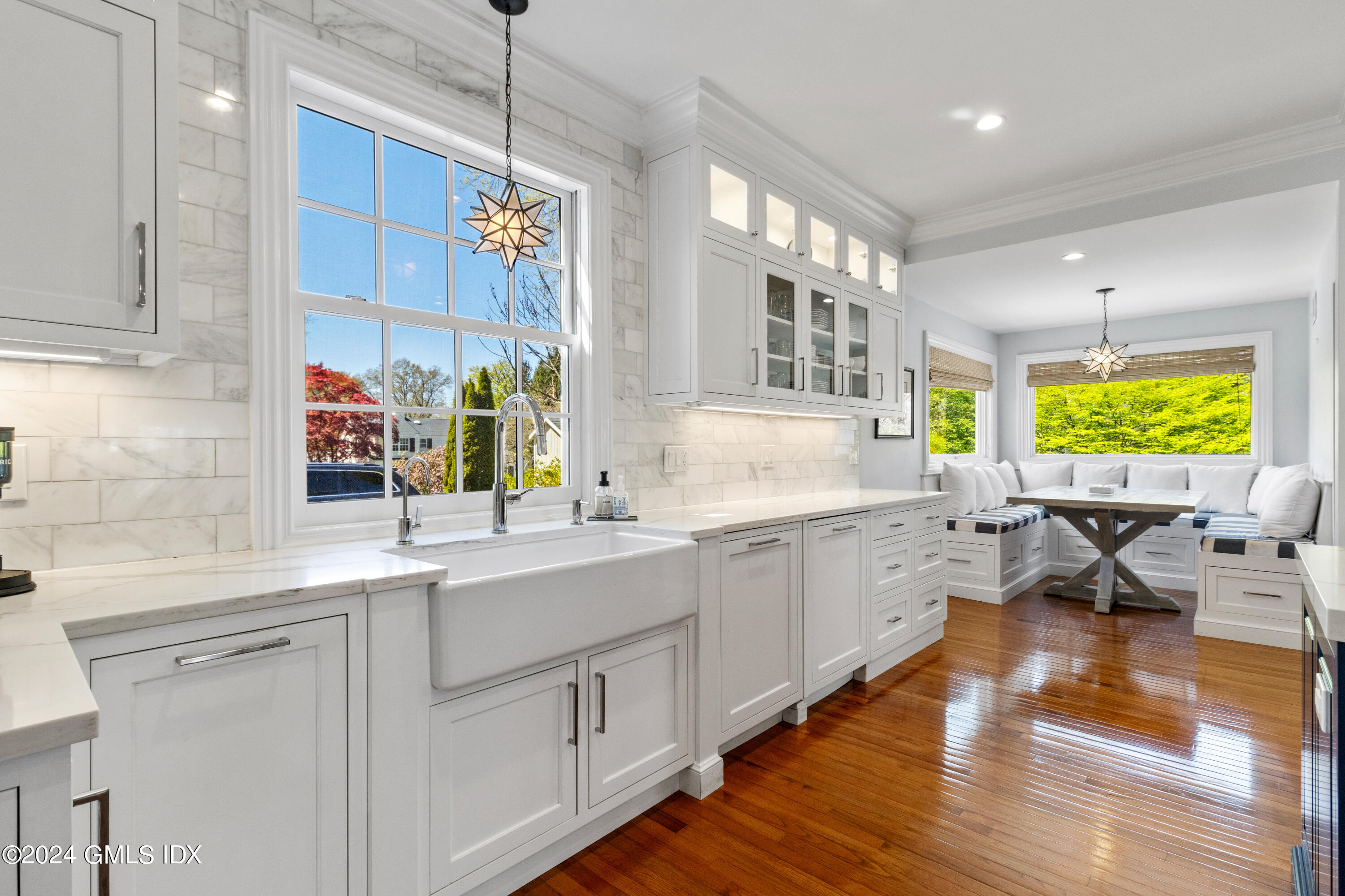 215 Shore Road Greenwich, CT 06830 - Photo 6 of 27 Breakfast Nook