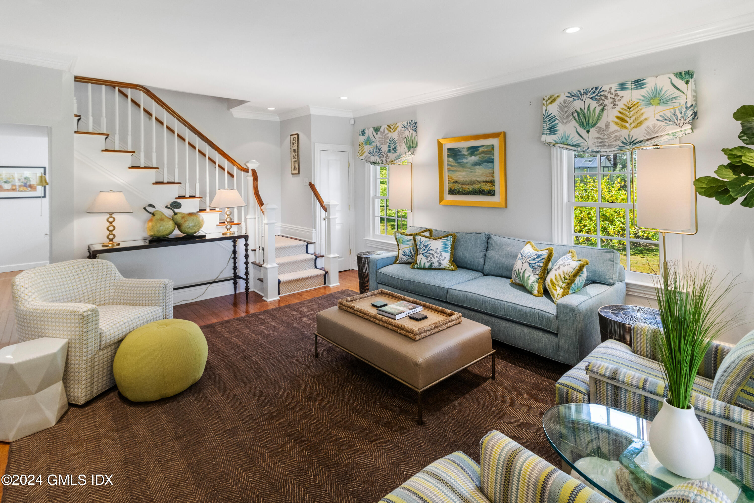 215 Shore Road Greenwich, CT 06830 - Photo 8 of 27 Living Room