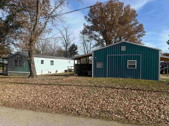 $249,500 | 803 Reason Avenue, Unit INCLUDES 111, Loogootee, IN 47553