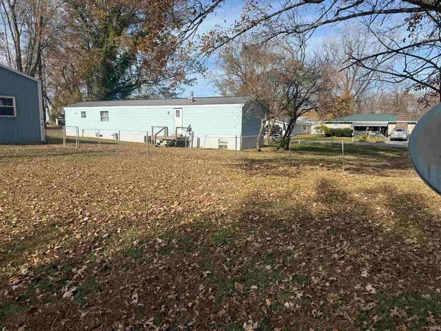 $249,500 | 803 Reason Avenue, Unit INCLUDES 111, Loogootee, IN 47553