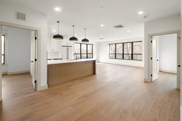 $1,090,000 | 1025 Massachusetts Avenue, Unit 213, Arlington, MA 02476