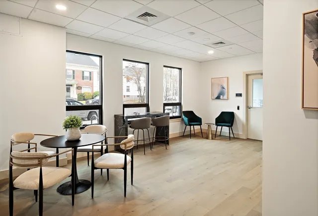 $1,090,000 | 1025 Massachusetts Avenue, Unit 213, Arlington, MA 02476