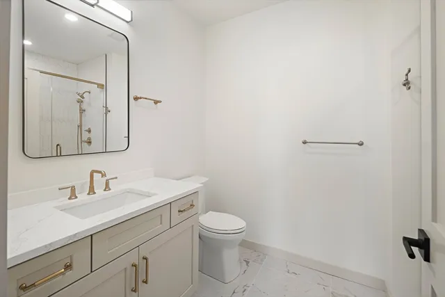 $1,090,000 | 1025 Massachusetts Avenue, Unit 213, Arlington, MA 02476