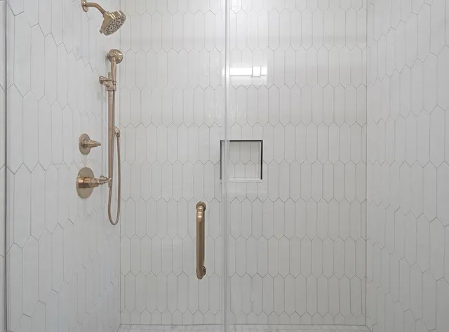 $1,090,000 | 1025 Massachusetts Avenue, Unit 213, Arlington, MA 02476