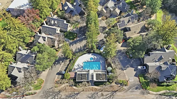 $959,500 | 1530 Voorhees Circle, St. Helena, CA 94574