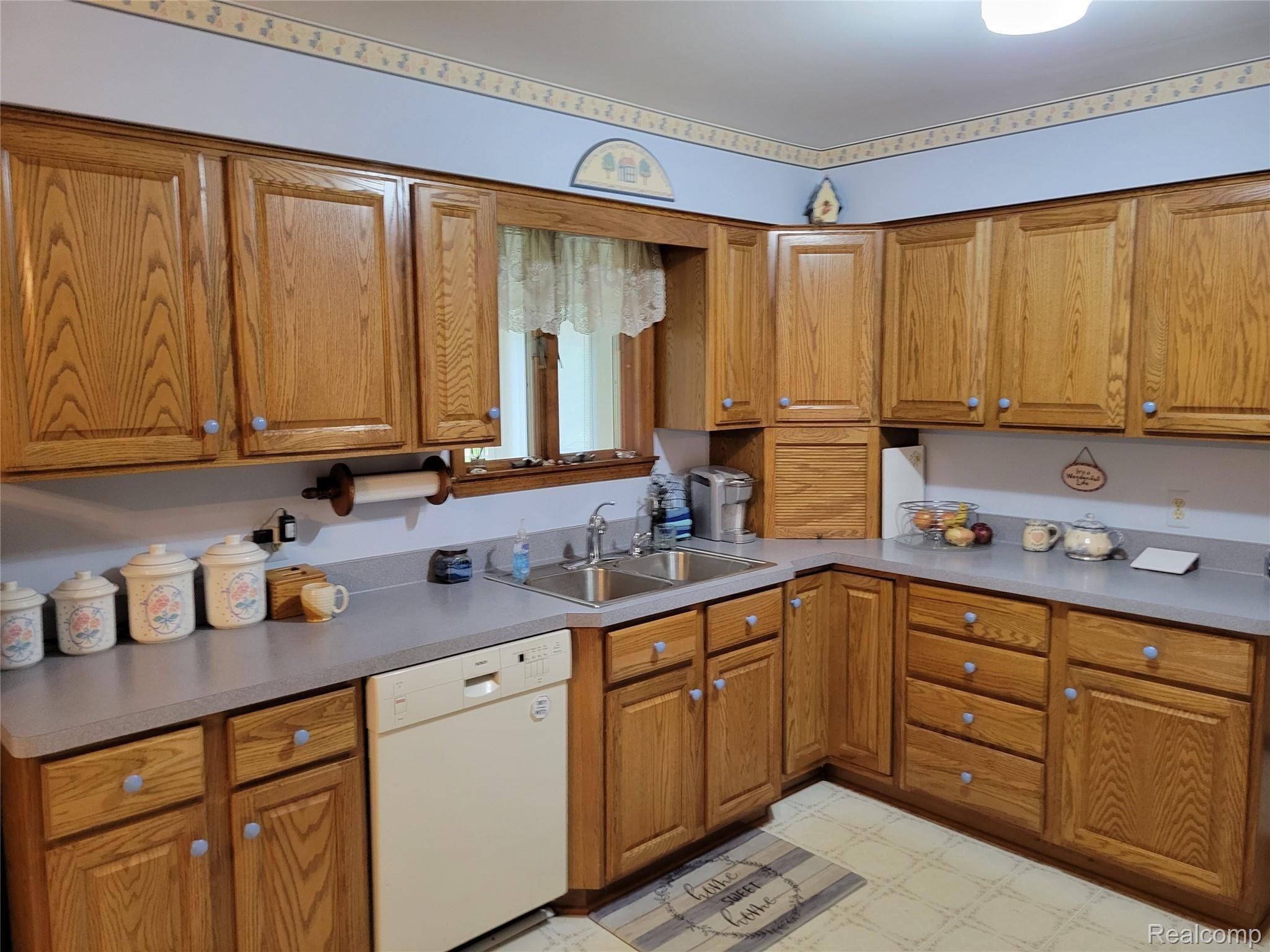 1310 Bowers Road Lapeer, MI 48446 - Photo 18 of 55 20220511_095607.jpg