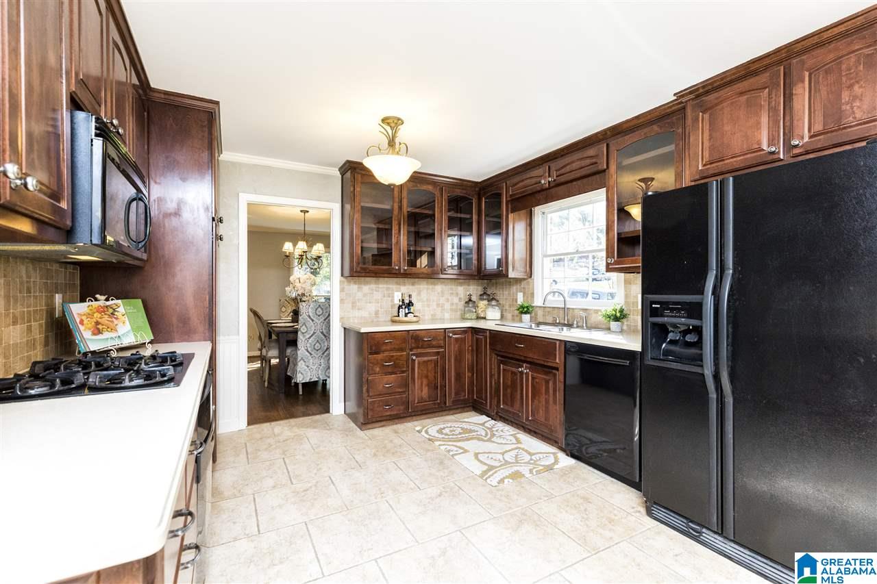 2557 Whetstone Road Birmingham, AL 35243 - Photo 15 of 50