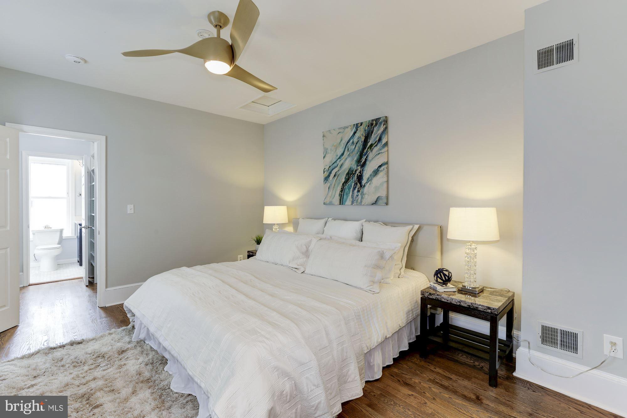 2292 Champlain Street Northwest Washington, DC 20009 - Photo 12 of 28