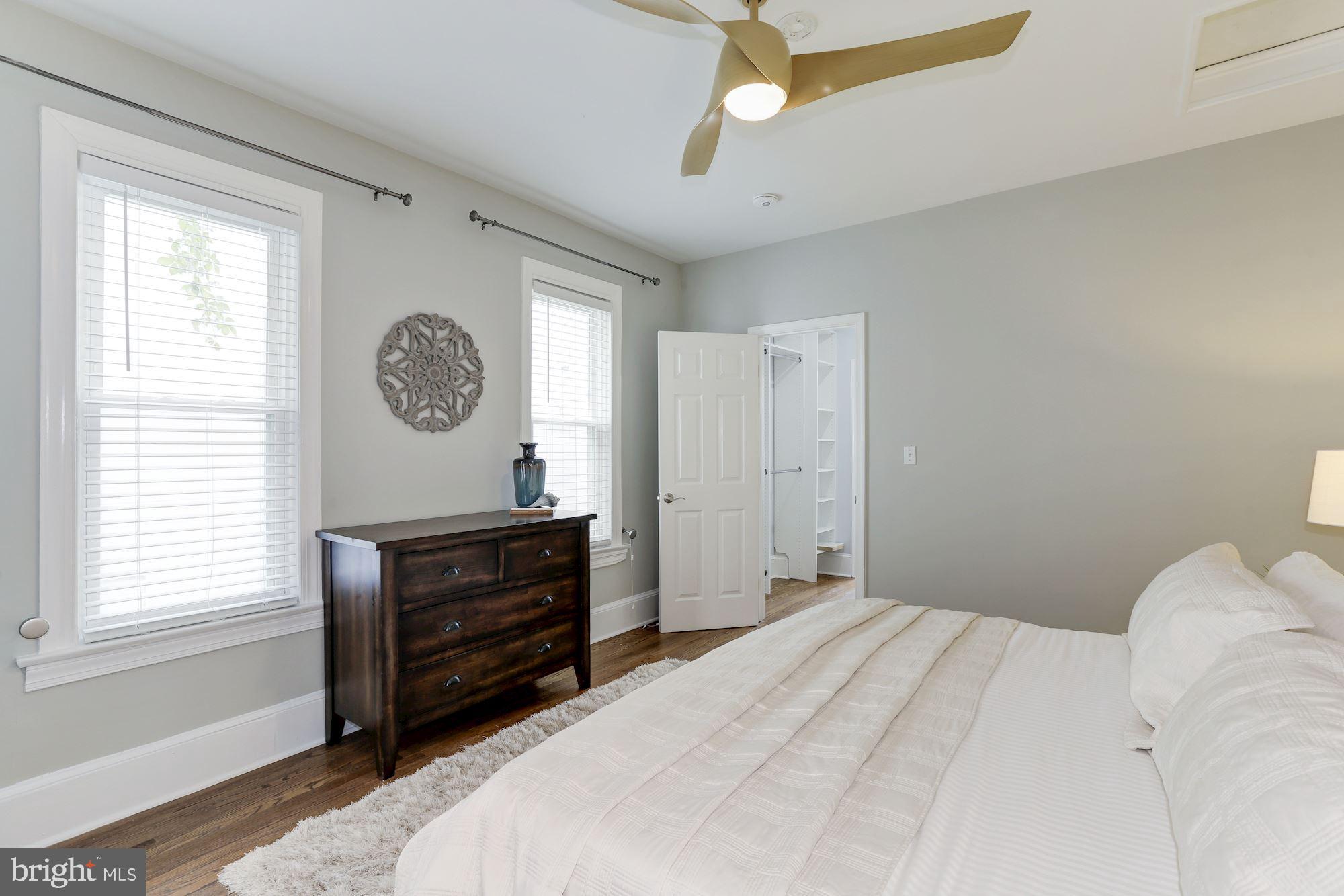 2292 Champlain Street Northwest Washington, DC 20009 - Photo 13 of 28