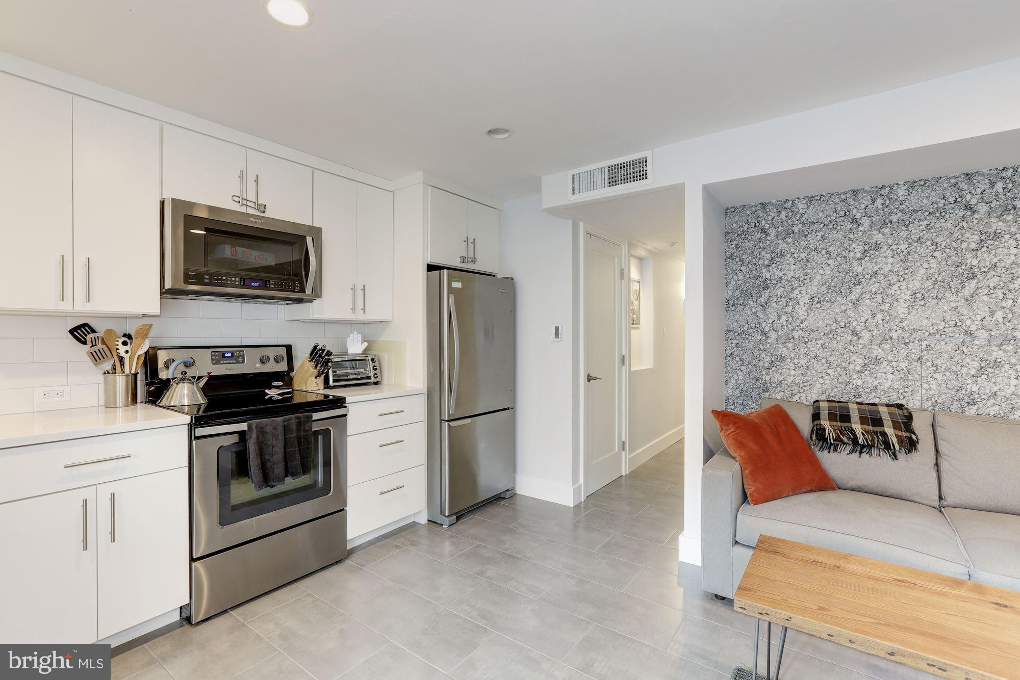 2292 Champlain Street Northwest Washington, DC 20009 - Photo 23 of 28