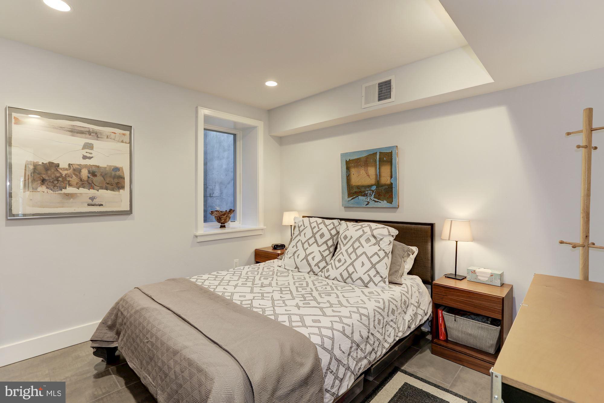 2292 Champlain Street Northwest Washington, DC 20009 - Photo 25 of 28