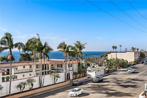 $1,400,000 | 240 Moss Street, Unit 4, Laguna Beach, CA 92651
