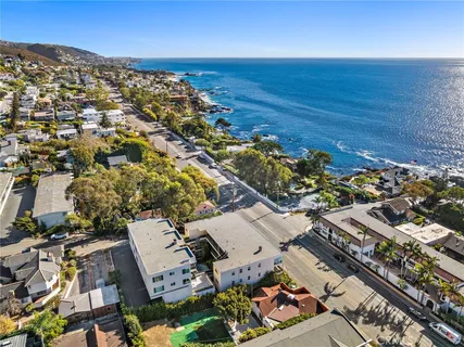 $1,400,000 | 240 Moss Street, Unit 4, Laguna Beach, CA 92651
