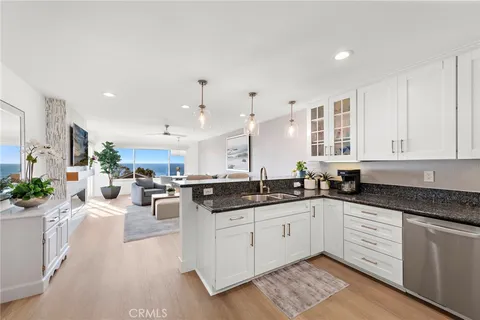 $1,400,000 | 240 Moss Street, Unit 4, Laguna Beach, CA 92651