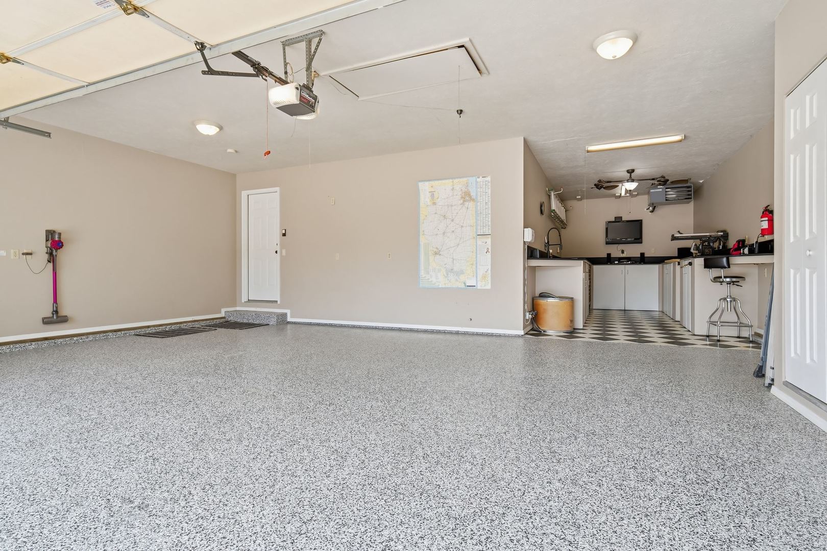 3118 Monterey Road Bloomington, IL 61704 - Photo 34 of 41