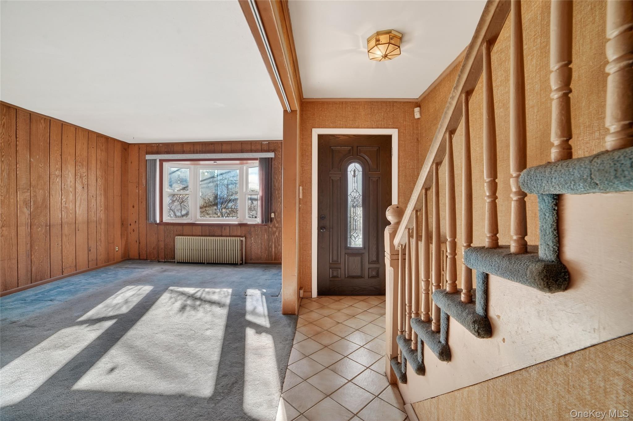 41 Devoe Street Dobbs Ferry, NY 10522 - Photo 6 of 28 a view of an entryway