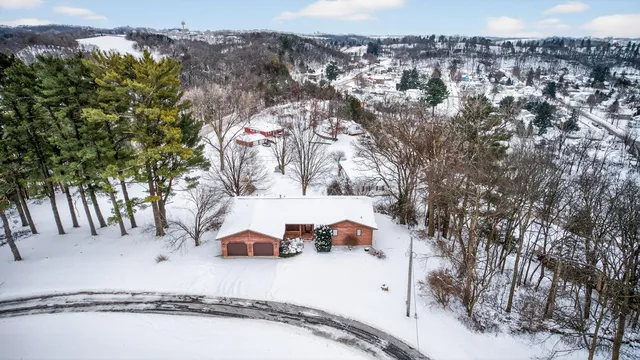 $419,900 | 407 Johnson Drive, Lanesboro, MN 55949