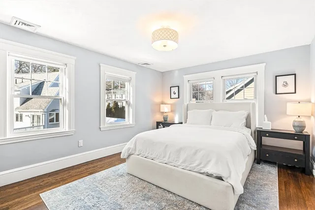 $899,000 | 10 Hesseltine Avenue, Melrose, MA 02176