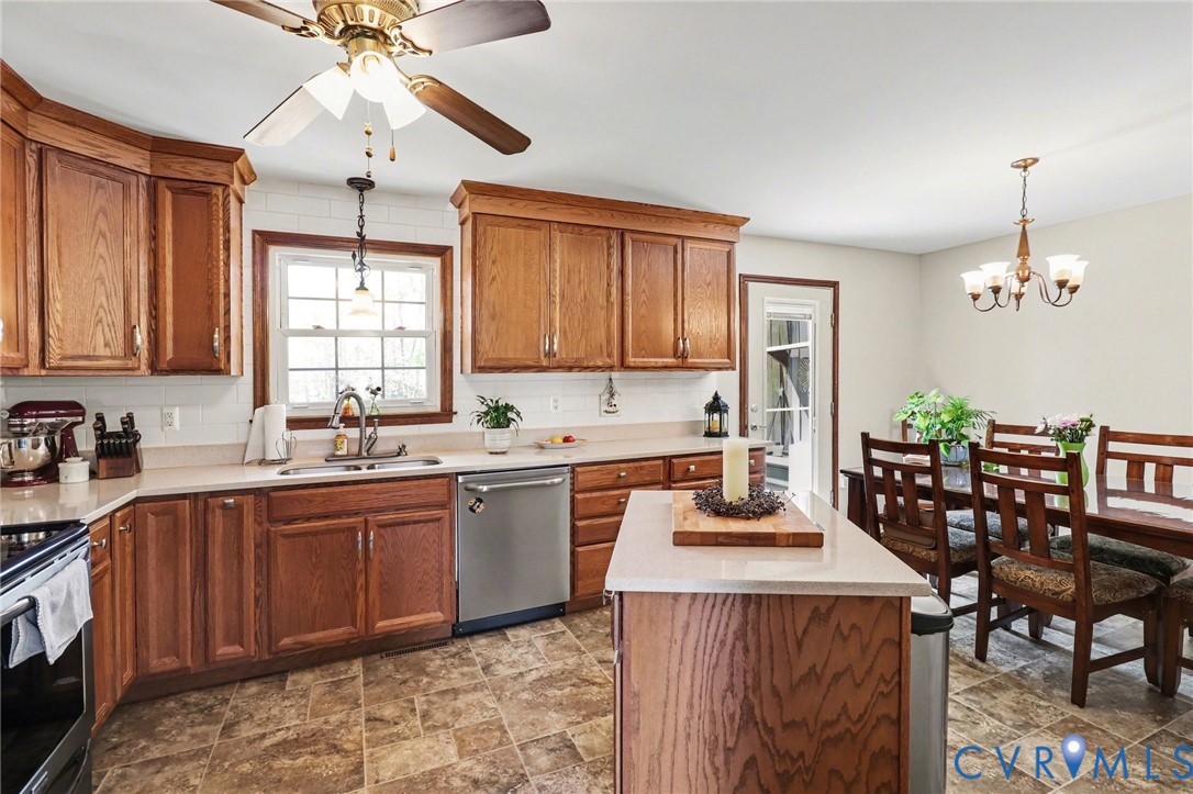 2113 Chemin Road Petersburg, VA 23805 - Photo 5 of 24