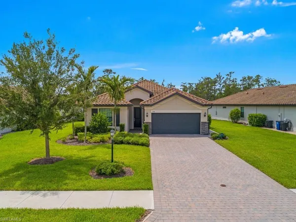 $749,900 | 17581 Ashcomb Way, Estero, FL 33928