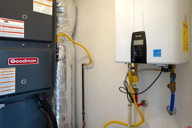 a sign that is on the wall of a building