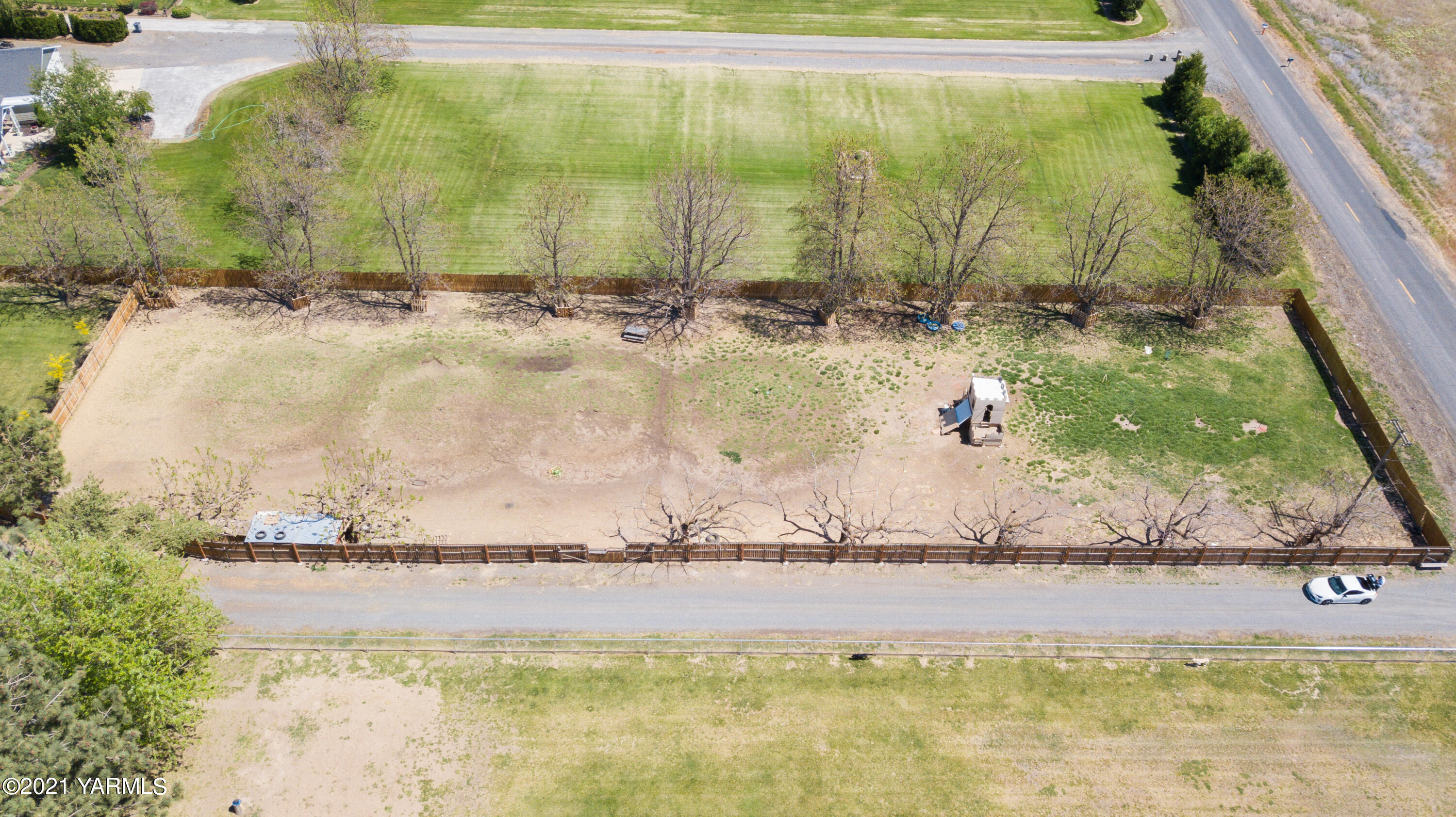 Nna Duffield Road Moxee, WA 98936 - Photo 2 of 7 DJI_0003 (2)