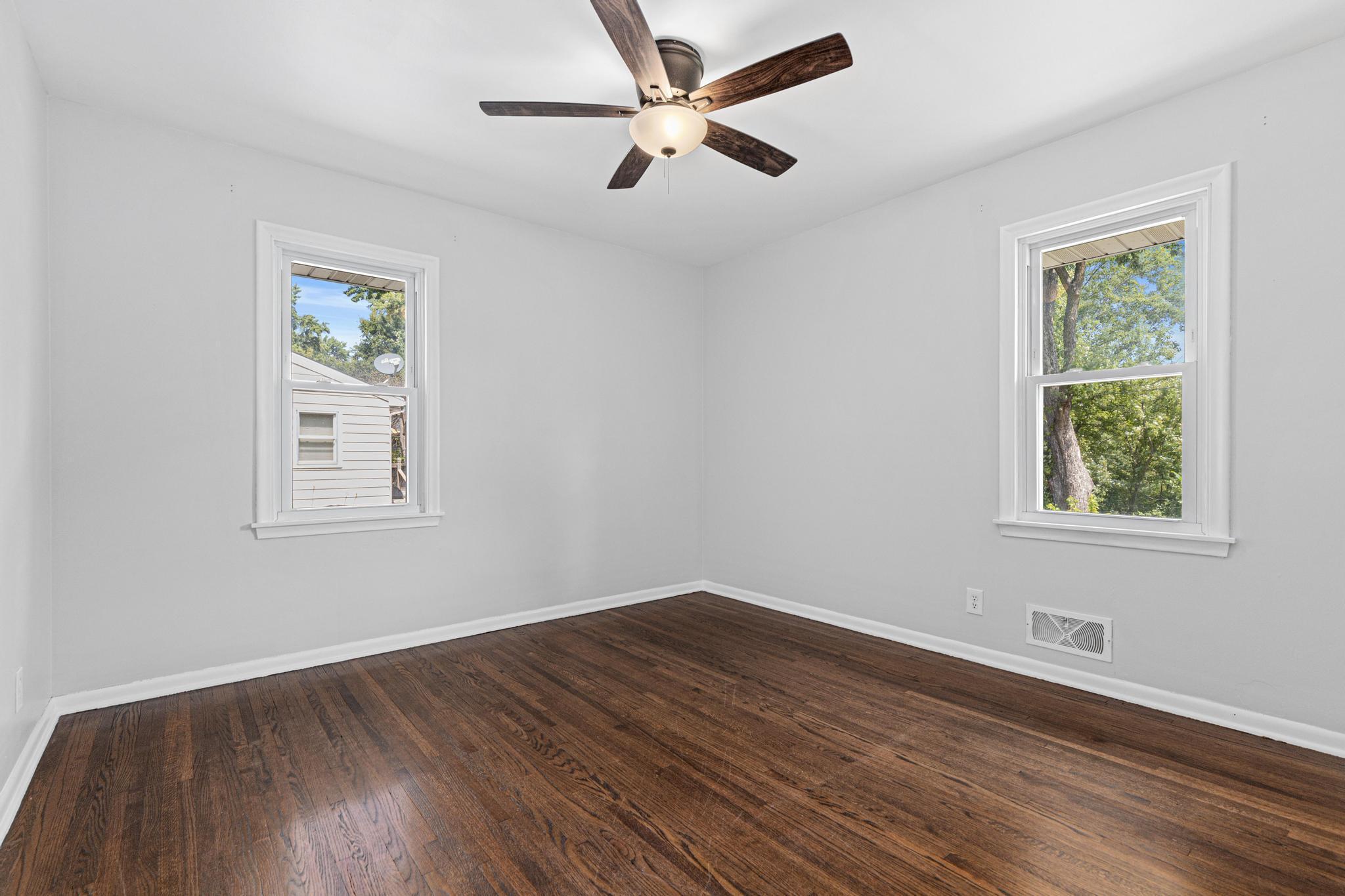 4425 Crawford Road Minnetonka, MN 55343 - Photo 22 of 32 Gallery Image 22