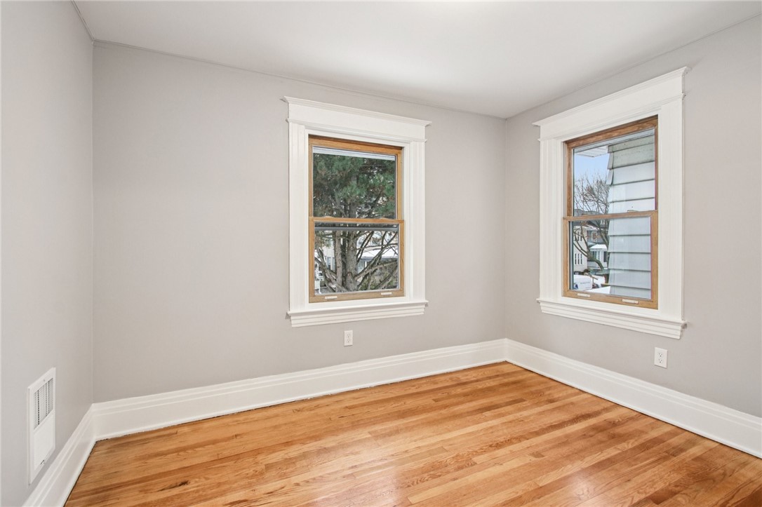 380 Rosewood Terrace Rochester, NY 14609 - Photo 22 of 37